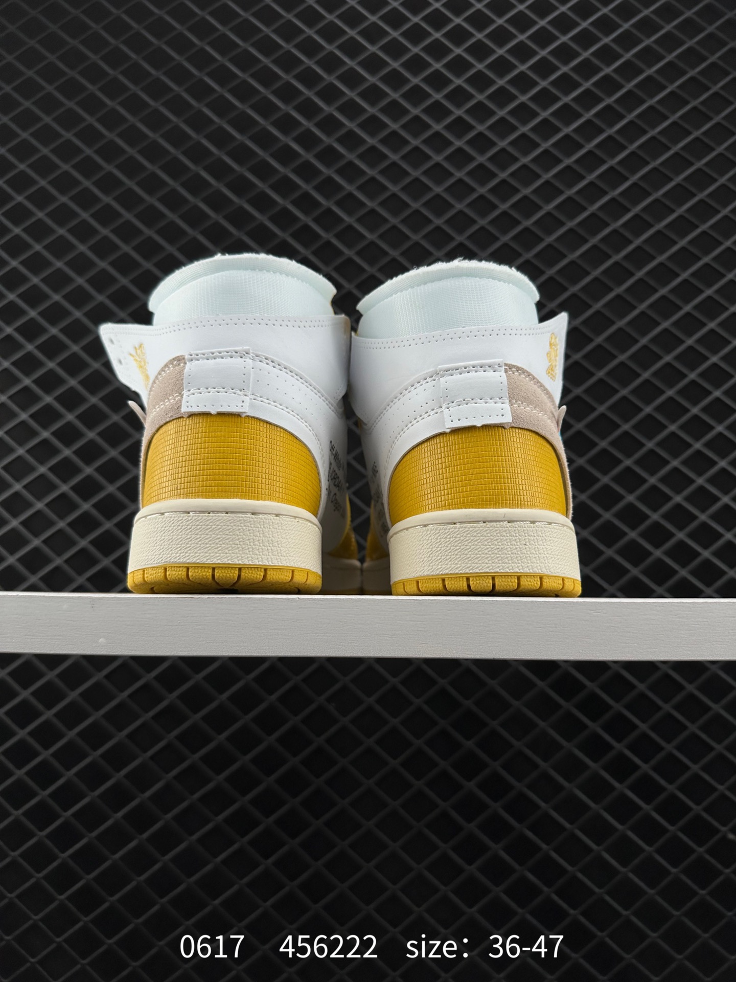 OFF-WHITE x Nike Air Jordan 1 Retro High OG “UNC”